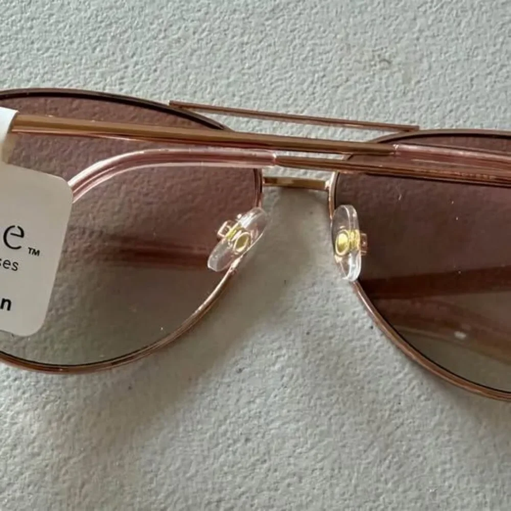 Ophelia Roe Sunglasses